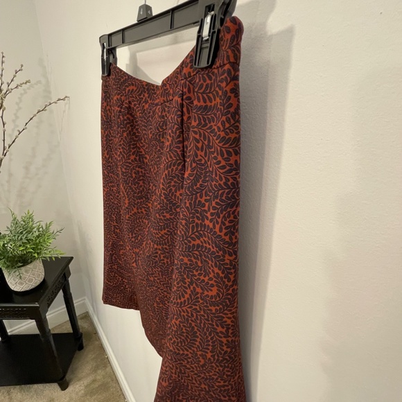 Vintage-Style Skirt - Picture 2 of 6